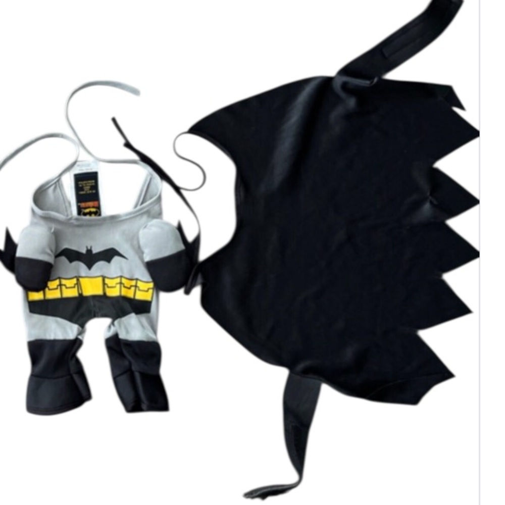 🍁 🍁SALE 3/$25 🍁 
Batman Pet Costume Halloween dog costume XS